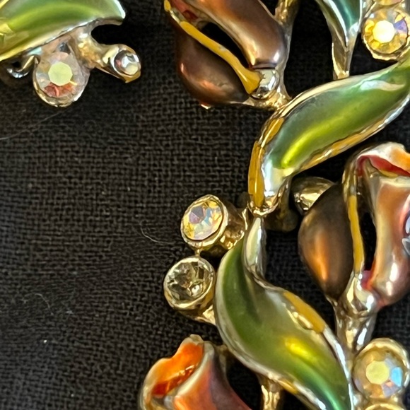 Vintage Bracelet & Earrings Set - Picture 4 of 12